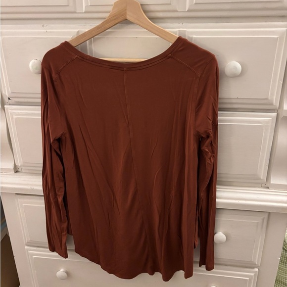 Lululemon Up for Down Time Long Sleeve in dark Terracotta - Picture 3 of 4